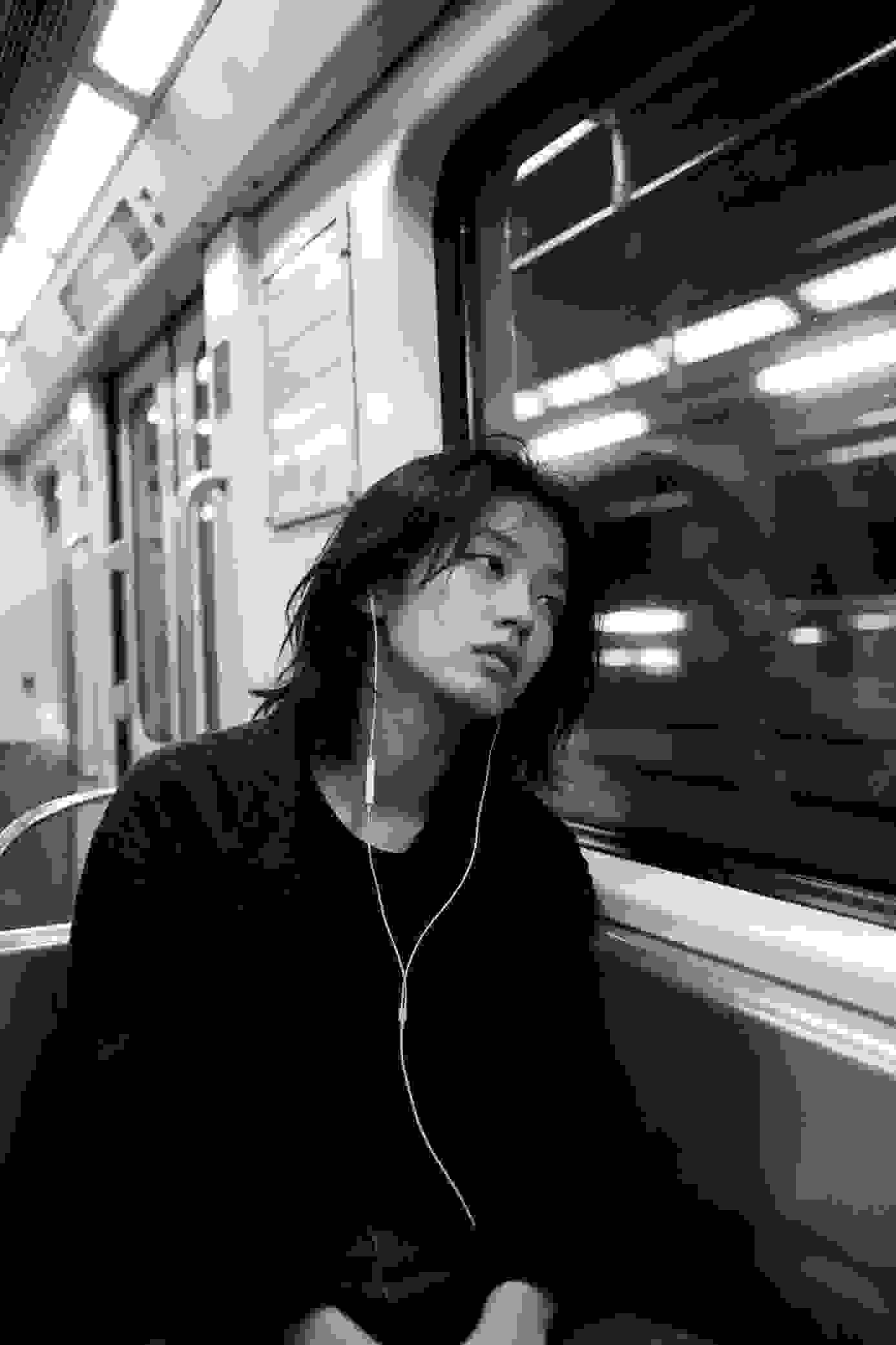万亩黄桃烂泥全村后悔